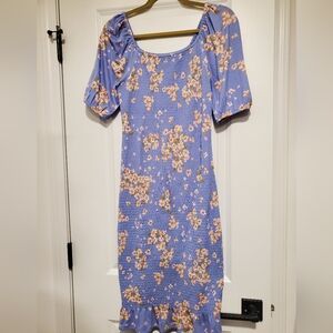 Puff sleeve maternity dress